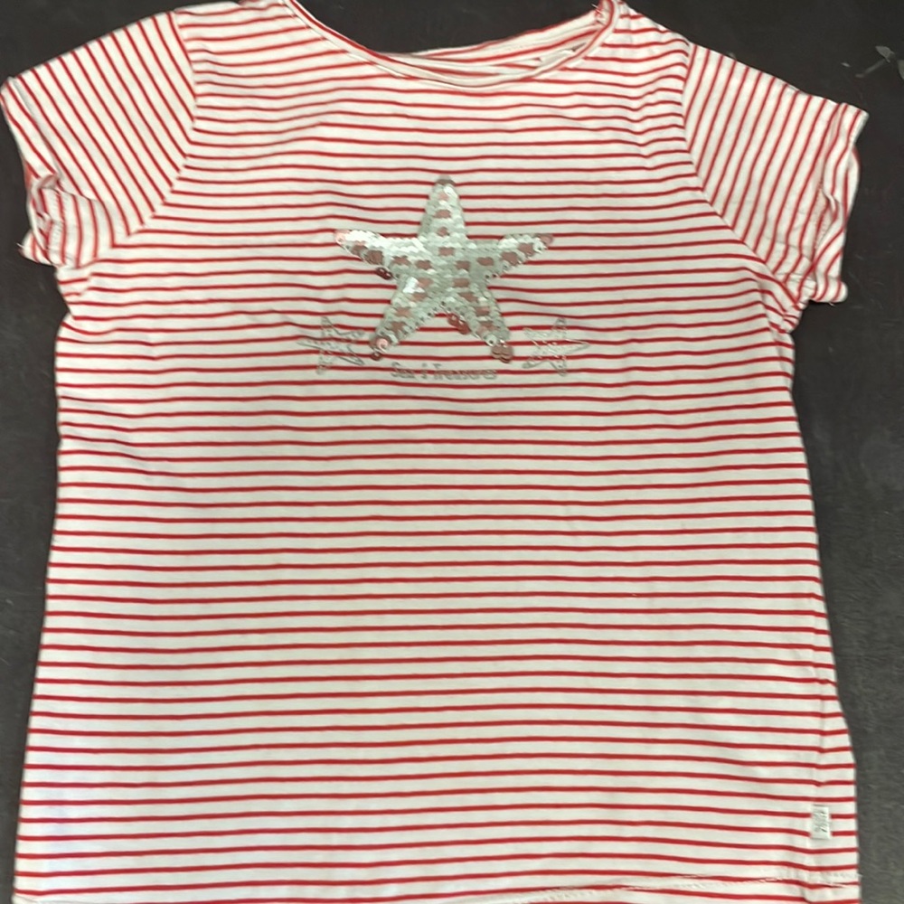 Fun Okaïdi T-shirt, brand new without tags. Size 8, 128 cm